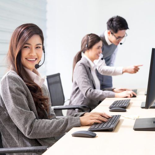 smiling-call-center-working